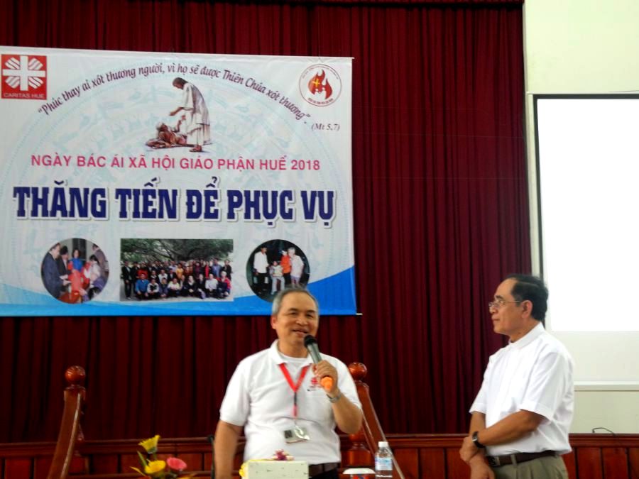 VƯỜN HOA YÊU THƯƠNG