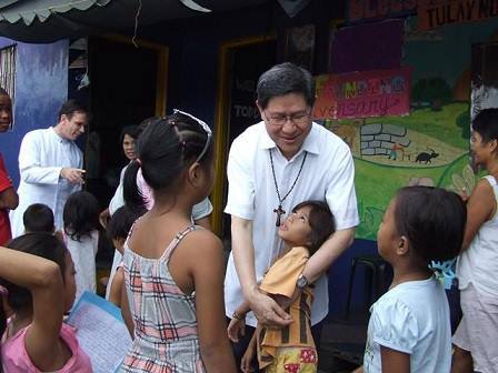 Caritas International lần đầu tiên bầu một người Á Châu làm chủ tịch: Đức Hồng Y Tagle